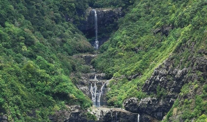 7 Cascades Waterfall Hiking | Yanature