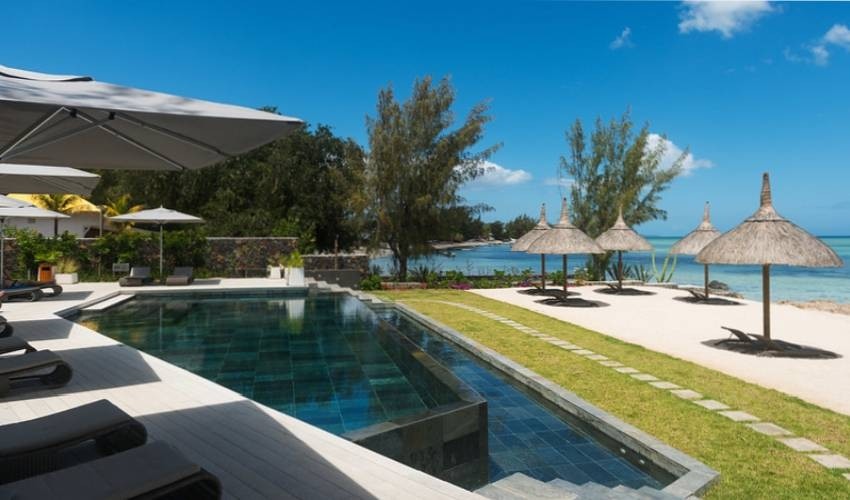 Black River - Esplanade by Horizon Holidays