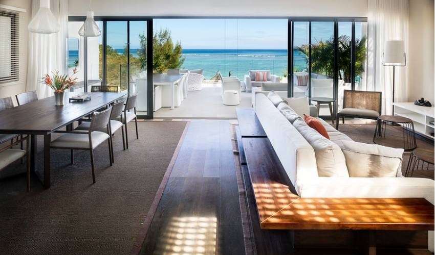 Black River - Esplanade by Horizon Holidays