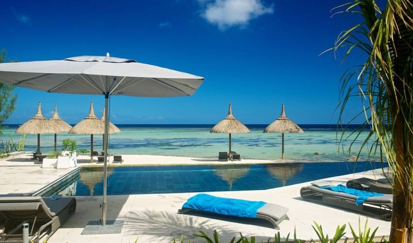 Black River - Esplanade by Horizon Holidays