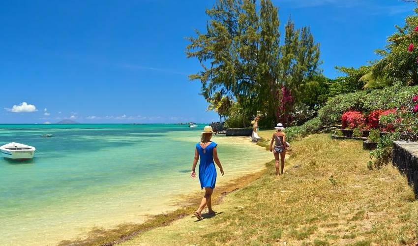 Cape Point by LOV I Cap Malheureux