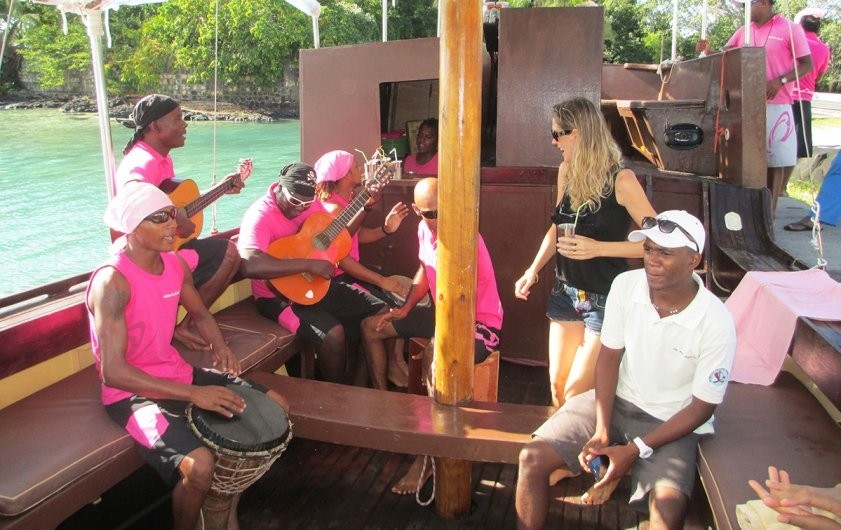 Pirate Boat (Private) | One Love