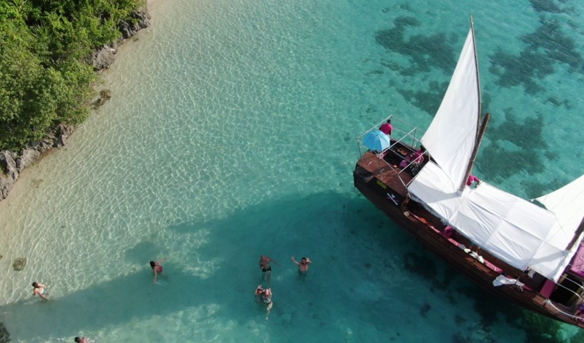 Pirate Boat (Private) | One Love