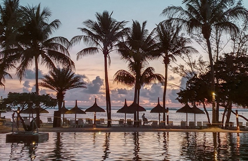 Evening Package | Outrigger Mauritius Beach Resort 