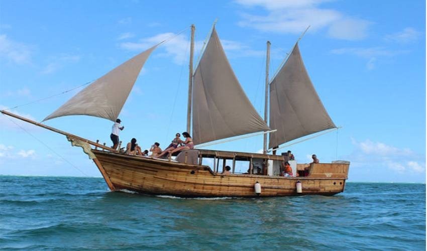 Pirate Boat to Ile aux Cerfs - Tino